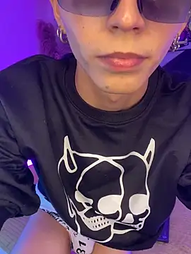 Snapshot of MaikyCooper chatting on October 30, 2025, 12:34 am MaikyCooper online show from October 30, 2025, 12:34 am