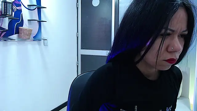 Katelady online show from November 19, 2025, 10:48 am