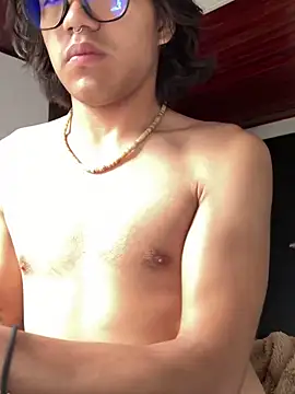 shadowsofgarden online show from February 16, 2025, 4:42 pm