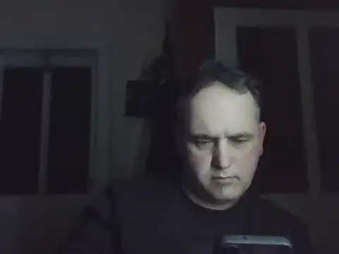 Snapshot of Szolga10 chatting on March 2, 2025, 5:14 pm Szolga10 online show from March 2, 2025, 5:14 pm