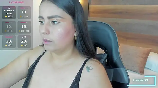 Snapshot of sol_valeria chatting on September 15, 2025, 7:03 pm sol valeria online show from September 15, 2025, 7:03 pm