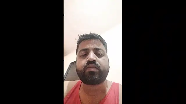 Vij717 online show from December 15, 2025, 9:52 pm