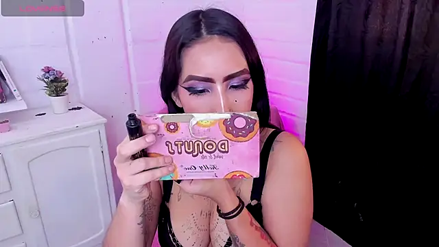 Snapshot of Nyx_Blackmoon chatting on September 9, 2025, 3:33 pm Nyx Blackmoon online show from September 9, 2025, 3:33 pm