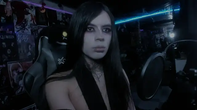 Snapshot of rotten_dreams chatting on February 21, 2025, 10:04 pm rotten dreams online show from February 21, 2025, 10:04 pm