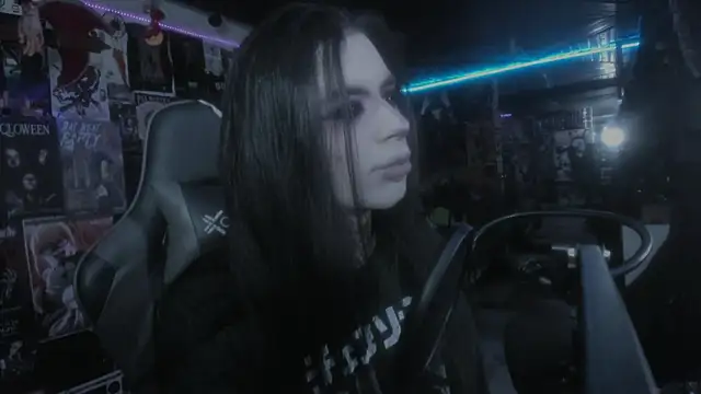 Snapshot of rotten_dreams chatting on March 10, 2025, 4:46 pm rotten dreams online show from March 10, 2025, 4:46 pm