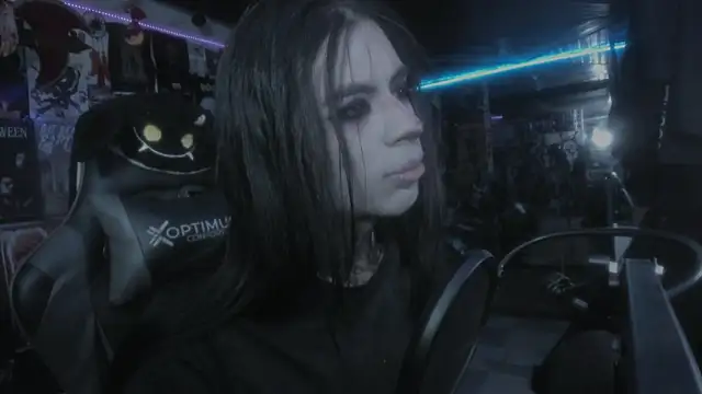 Snapshot of rotten_dreams chatting on March 12, 2025, 11:12 pm rotten dreams online show from March 12, 2025, 11:12 pm