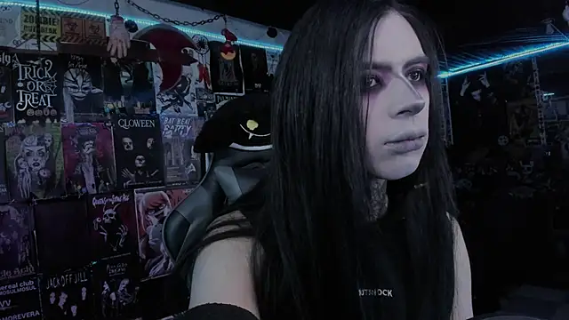 Snapshot of rotten_dreams chatting on September 9, 2025, 8:30 pm rotten dreams online show from September 9, 2025, 8:30 pm