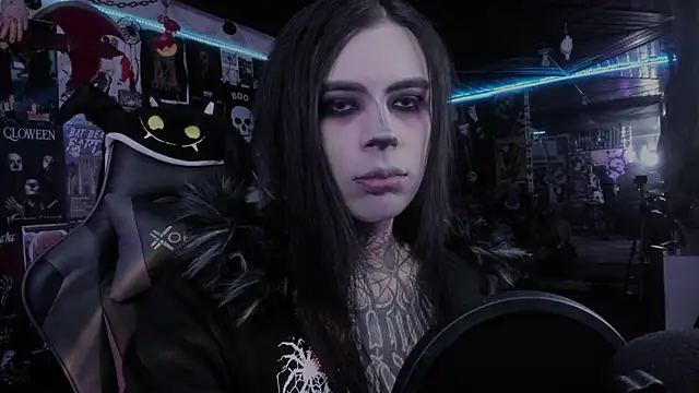 Snapshot of rotten_dreams chatting on September 23, 2025, 5:05 pm rotten dreams online show from September 23, 2025, 5:05 pm