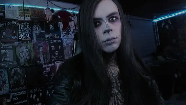 Snapshot of rotten_dreams chatting on November 5, 2025, 11:27 pm rotten dreams online show from November 5, 2025, 11:27 pm