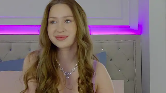 Snapshot of Jackie_White_ chatting on October 11, 2025, 2:44 am Jackie White  online show from October 11, 2025, 2:44 am