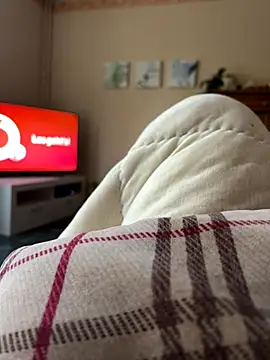 key18cm online show from November 9, 2025, 2:37 pm