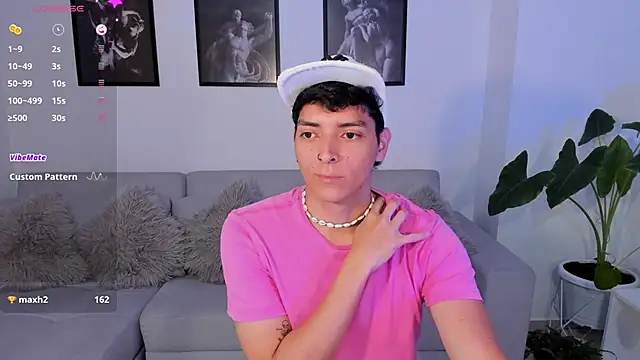  JacobMiller   online show from February 27, 2025, 12:10 am