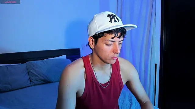  JacobMiller   online show from November 19, 2025, 9:04 pm