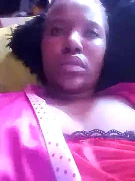 Snapshot of Coco_Nile chatting on February 17, 2025, 6:20 am Coco Nile online show from February 17, 2025, 6:20 am