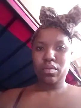 Snapshot of Coco_Nile chatting on February 20, 2025, 8:39 am Coco Nile online show from February 20, 2025, 8:39 am