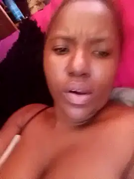 Snapshot of Coco_Nile chatting on February 24, 2025, 11:43 am Coco Nile online show from February 24, 2025, 11:43 am