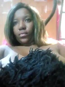 Snapshot of Coco_Nile chatting on March 5, 2025, 1:31 am Coco Nile online show from March 5, 2025, 1:31 am