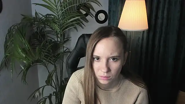 Snapshot of Lika_0ne chatting on March 11, 2025, 12:17 pm Lika 0ne online show from March 11, 2025, 12:17 pm