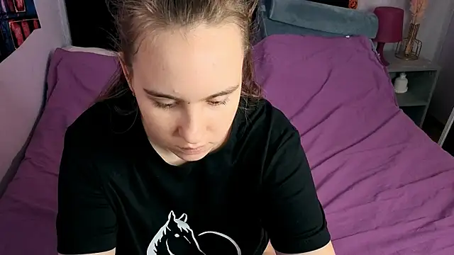 Snapshot of Lika_0ne chatting on November 21, 2025, 12:26 pm Lika 0ne online show from November 21, 2025, 12:26 pm