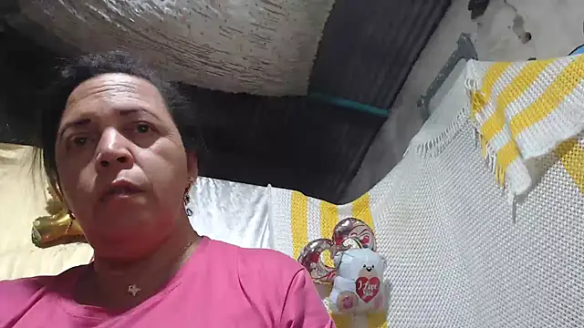 Snapshot of alina_maturehot chatting on February 27, 2025, 11:37 pm alina maturehot online show from February 27, 2025, 11:37 pm