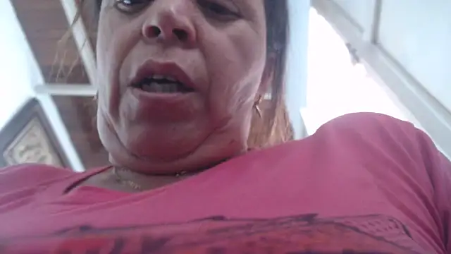 Snapshot of alina_maturehot chatting on February 28, 2025, 5:04 pm alina maturehot online show from February 28, 2025, 5:04 pm