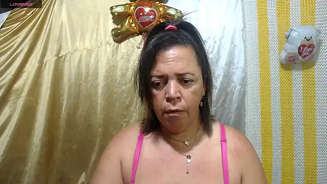 Snapshot of alina_maturehot chatting on March 1, 2025, 3:38 pm alina maturehot online show from March 1, 2025, 3:38 pm