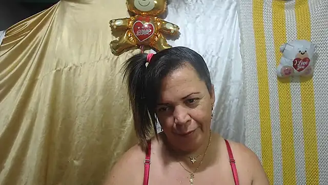 Snapshot of alina_maturehot chatting on March 8, 2025, 12:20 pm alina maturehot online show from March 8, 2025, 12:20 pm