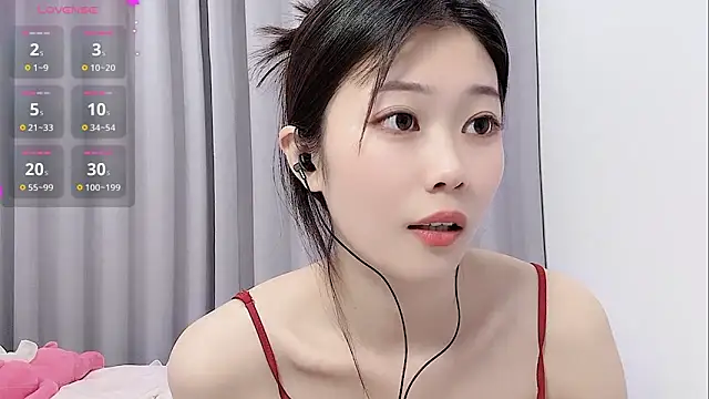 yunyun121 online show from March 19, 2025, 1:29 pm