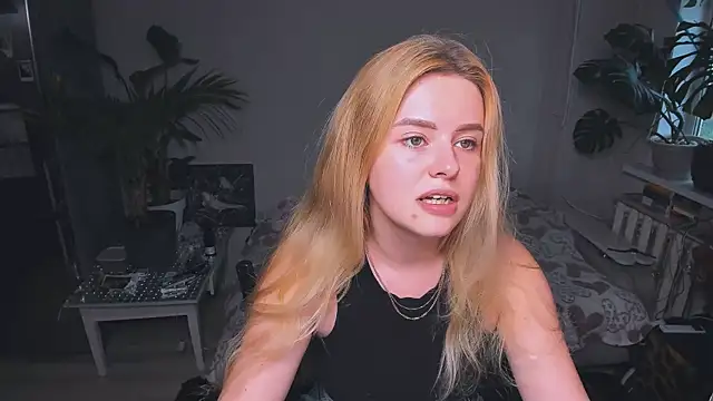 Snapshot of Alexa_Pirs chatting on September 13, 2025, 3:01 pm Alexa Pirs online show from September 13, 2025, 3:01 pm