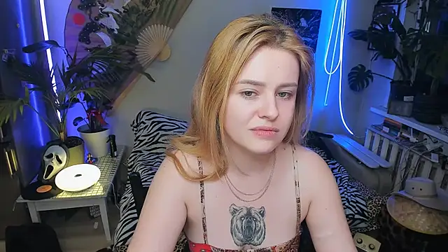 Snapshot of Alexa_Pirs chatting on December 3, 2025, 7:34 pm Alexa Pirs online show from December 3, 2025, 7:34 pm