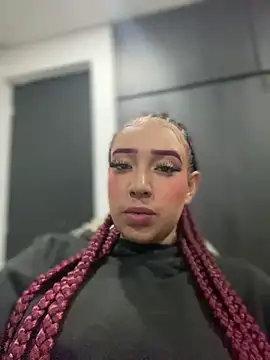 Scarlett-LS online show from February 13, 2025, 1:29 am