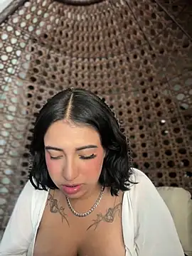 Scarlett-LS online show from October 18, 2025, 2:36 am