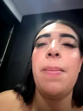 Scarlett-LS online show from October 25, 2025, 1:35 am