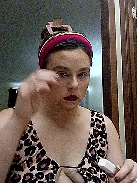 KinzAngel online show from February 14, 2025, 2:02 pm