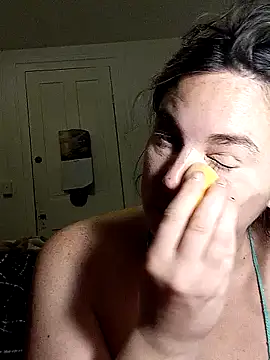 KinzAngel online show from March 14, 2025, 3:26 am