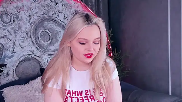 Snapshot of CLAIRE_VOGT chatting on March 11, 2025, 6:00 am CLAIRE VOGT online show from March 11, 2025, 6:00 am