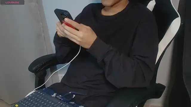 Snapshot of salvatore_montt chatting on February 14, 2025, 12:41 am salvatore montt online show from February 14, 2025, 12:41 am