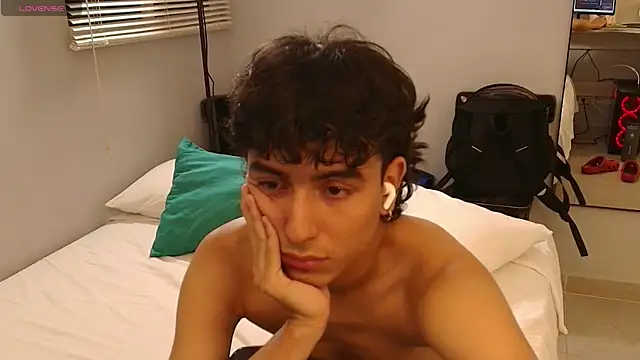 Snapshot of salvatore_montt chatting on March 14, 2025, 6:42 am salvatore montt online show from March 14, 2025, 6:42 am