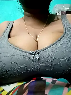 SX-JUHI online show from February 26, 2025, 11:48 pm