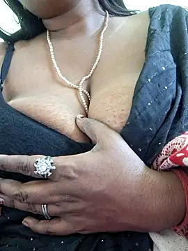 SX-JUHI online show from December 13, 2025, 11:32 pm