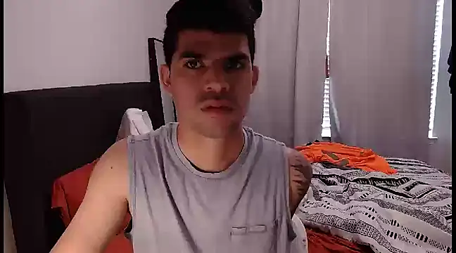 Snapshot of lancebrek chatting on February 10, 2025, 3:53 pm lancebrek online show from February 10, 2025, 3:53 pm