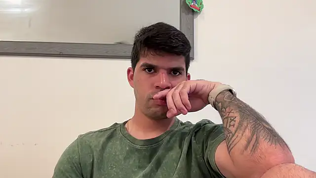 Snapshot of lancebrek chatting on March 16, 2025, 9:47 pm lancebrek online show from March 16, 2025, 9:47 pm