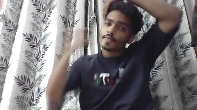 Snapshot of Harsh424242 chatting on March 18, 2025, 5:42 pm Harsh424242 online show from March 18, 2025, 5:42 pm