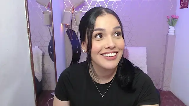 Lana Pearce online show from November 18, 2025, 10:25 pm