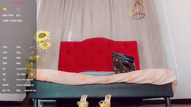 Snapshot of katha_Crawford chatting on November 12, 2025, 7:13 pm katha Crawford online show from November 12, 2025, 7:13 pm