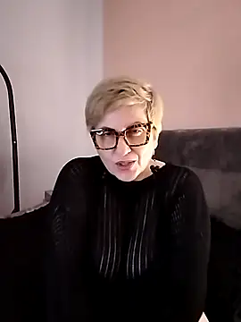 Snapshot of Pumabionda chatting on March 5, 2025, 9:26 pm Pumabionda online show from March 5, 2025, 9:26 pm