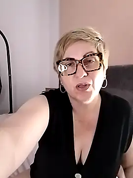 Snapshot of Pumabionda chatting on March 9, 2025, 9:36 pm Pumabionda online show from March 9, 2025, 9:36 pm