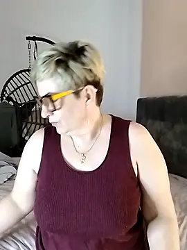 Snapshot of Pumabionda chatting on March 20, 2025, 9:04 am Pumabionda online show from March 20, 2025, 9:04 am