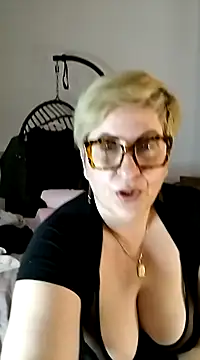 Snapshot of Pumabionda chatting on March 22, 2025, 3:42 pm Pumabionda online show from March 22, 2025, 3:42 pm