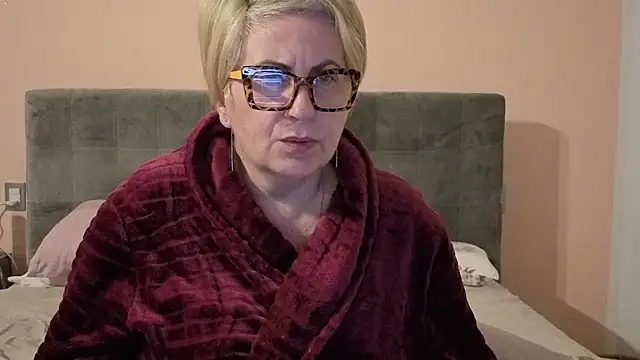 Snapshot of Pumabionda chatting on November 23, 2025, 6:30 pm Pumabionda online show from November 23, 2025, 6:30 pm